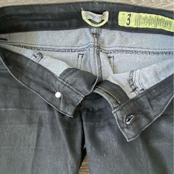 Indigo Rein Skinny Jeans 90’s Black Wash Studded Jeans SZ 3 - Picture 6 of 14